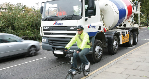 Cycling and Lorries: Road Safety Tips For Cyclists
